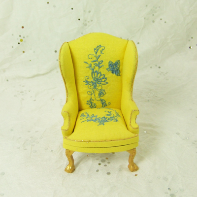 HN-12, Yellow fabric w/ blue embroidery Wingback Chair 1" scale